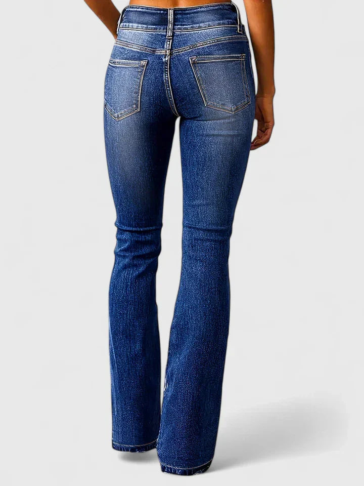 The Auryzelle Jean